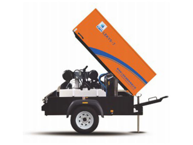 小型移(yi)動螺杆空(kōng)壓機